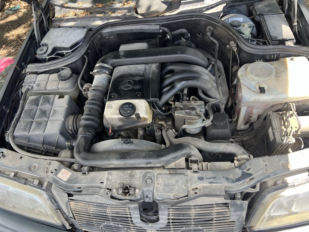 Мерцедес 2.5 тд Ц клас ,Mercedes w202 C225 TD На Части !!!