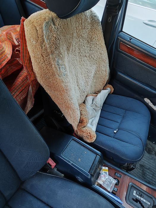 Мерцедес Бенц Е220