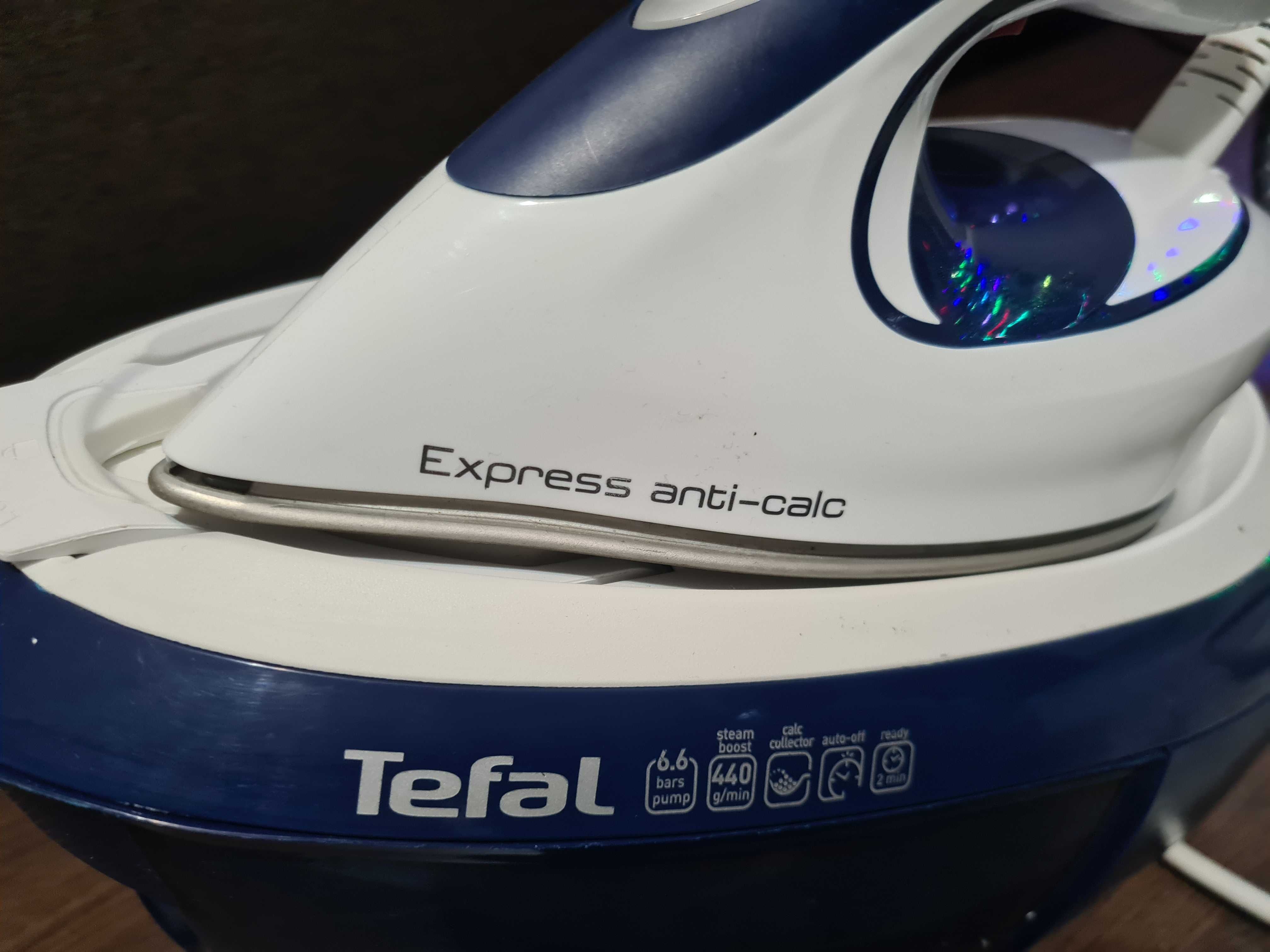 Statie de calcat Tefal Express Power, 2800W