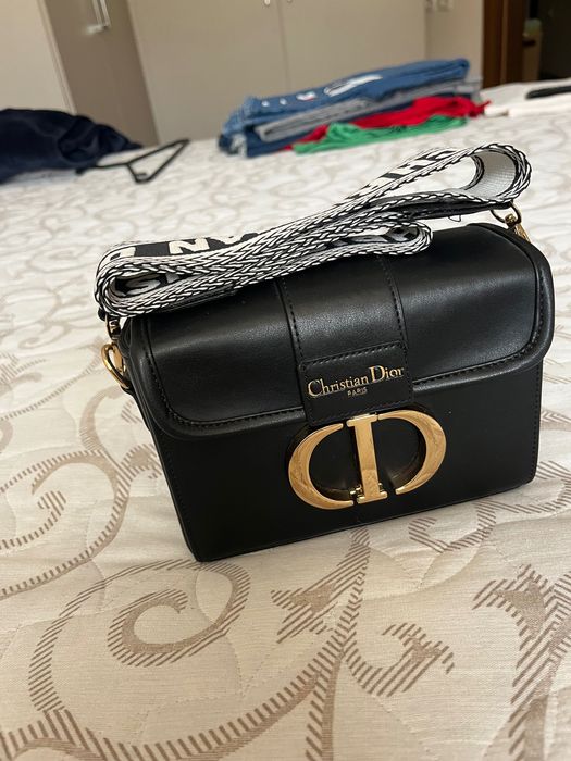 Черна дамска чанта