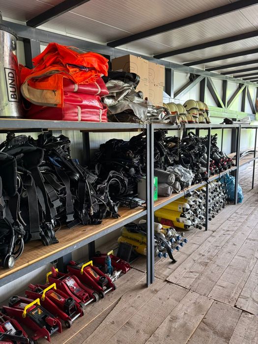 Accesori pompieri Aparate respirat buteli costume casca masca Germania