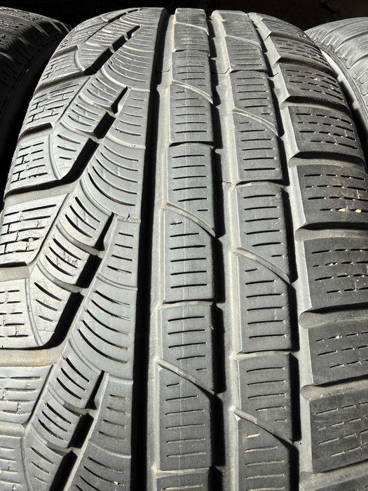 4x Anvelope Iarna 235/50 R19 - Pirelli SottoZero Winter 210 Serie 2