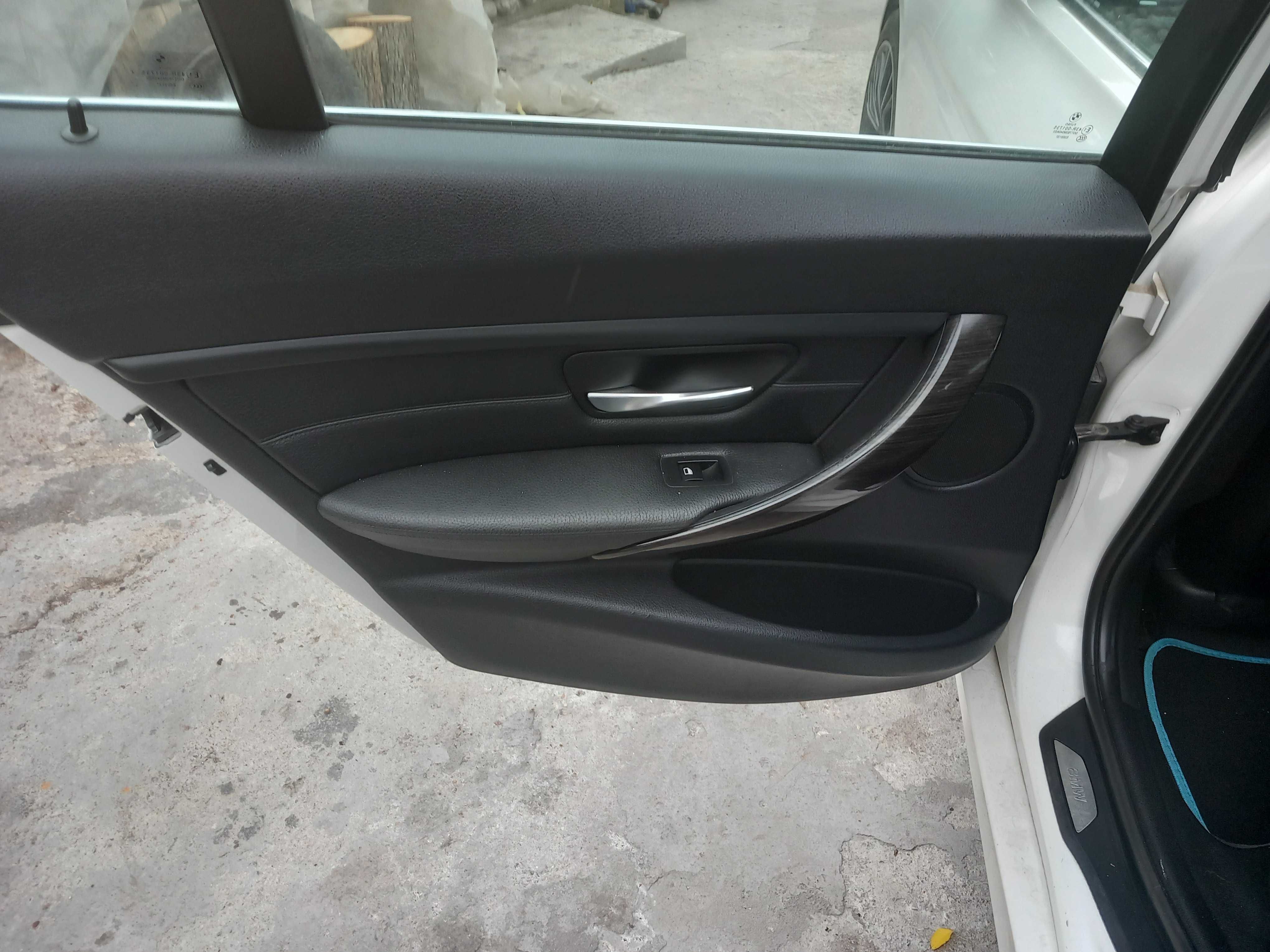 BMW 316D F31 на части