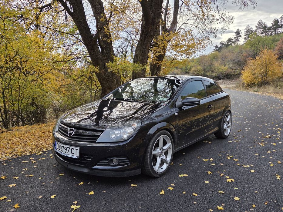 Opel Astra H GTC
