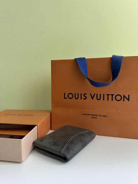 Louis Vuitton CardHolder