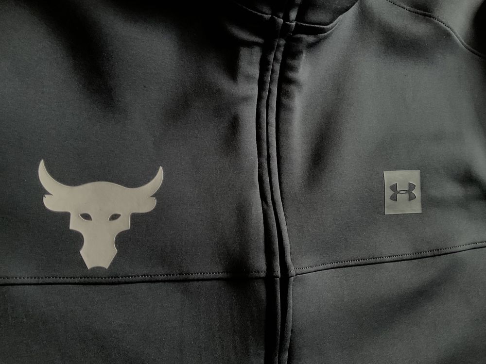 Under Armour The Rock project ca noua