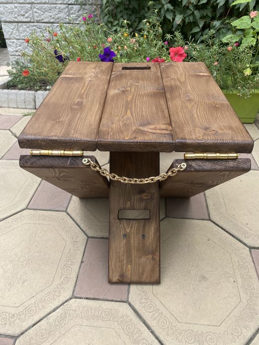 Складной стульчик