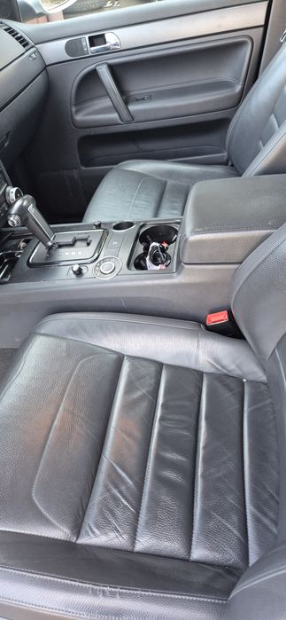 Volkswagen Touareg 2,5 automat Unic Proprietar