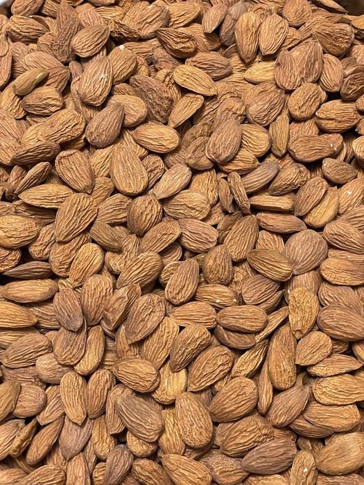 Български Бадеми - сурови