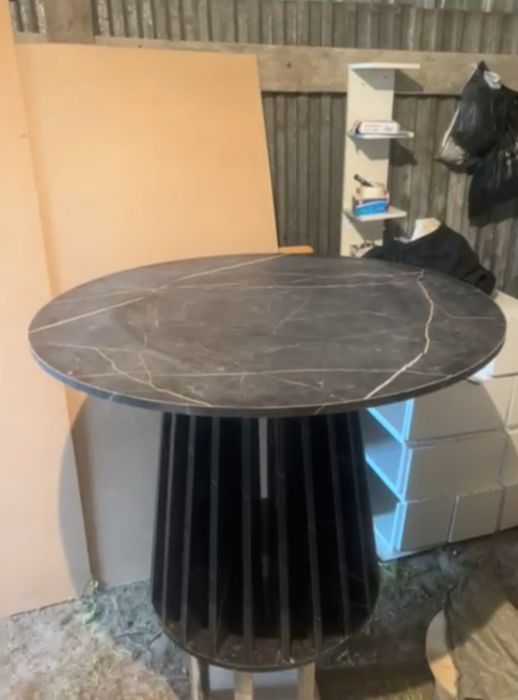 Кухня стол Джапанди