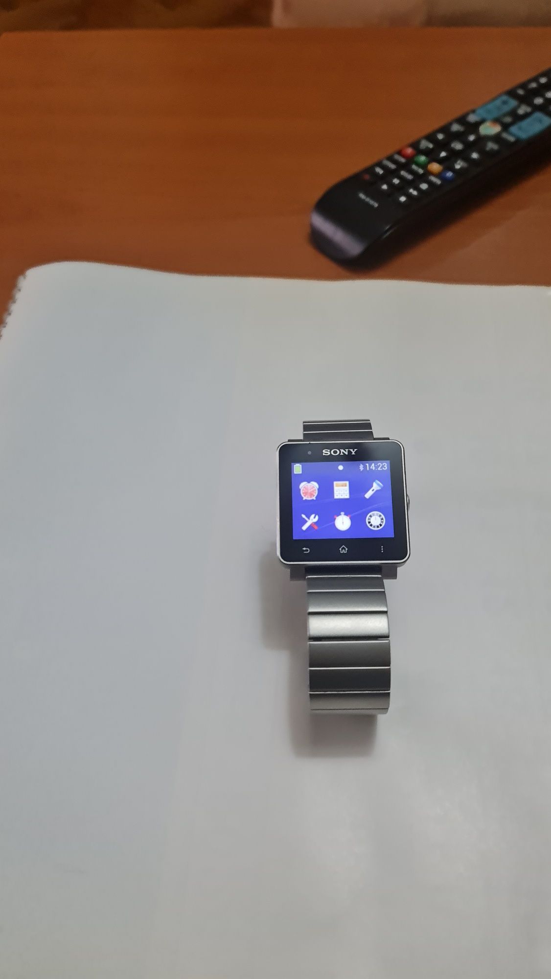 Sony smart watch 2  ,110 lei si Vastoc automatic parasutisti rusesc le