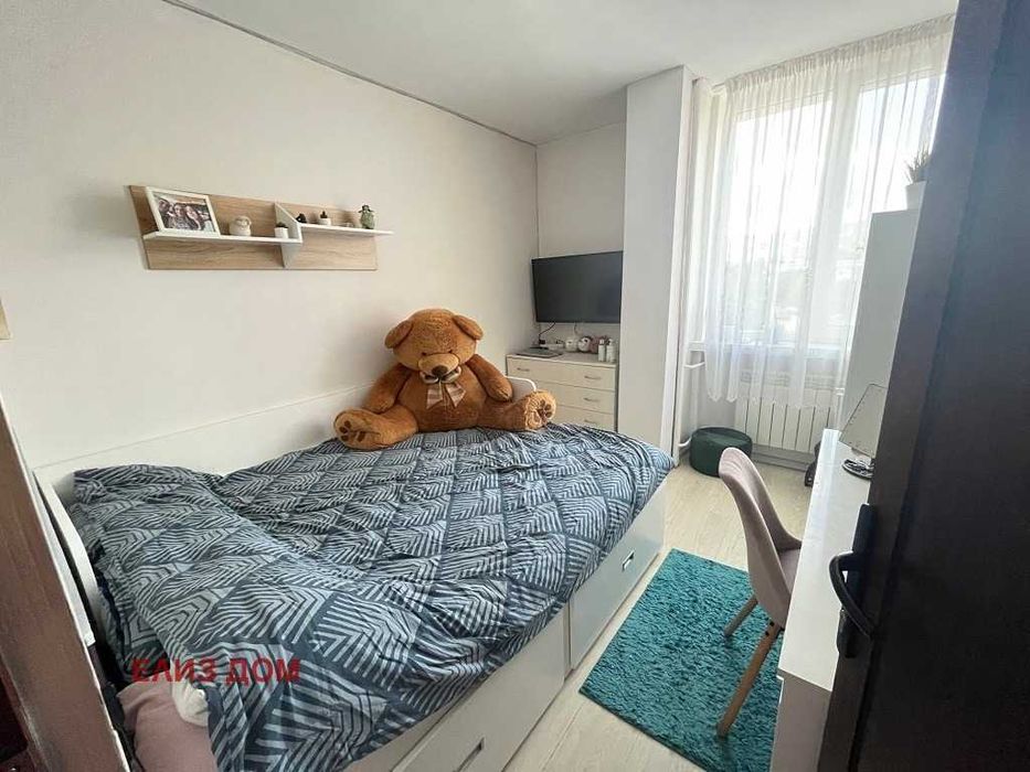 Продава се Тристаен апартамент в Варна, Младост 1 - 72 кв.м за 2581 €/кв.м - Снимка #10