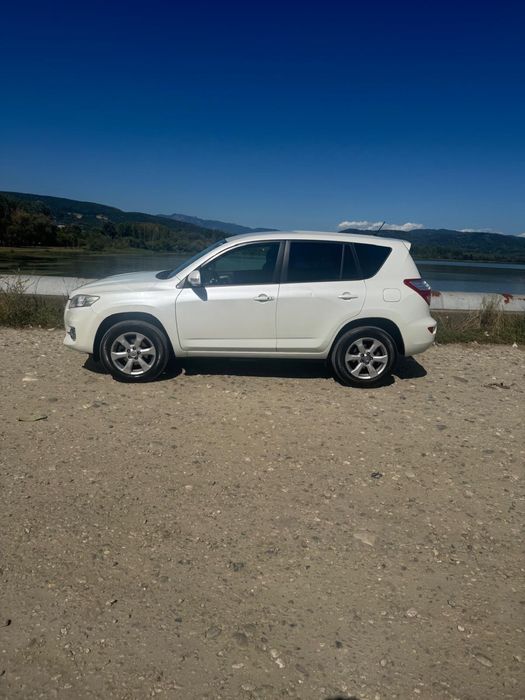 toyota rav 4, an 2012