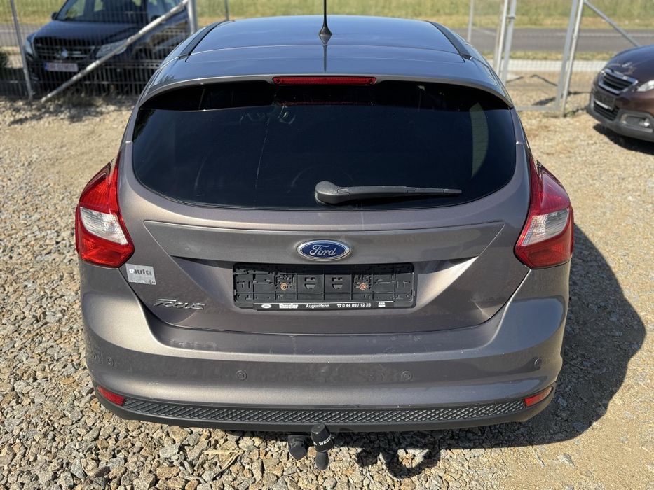 Vând Ford Focus 3