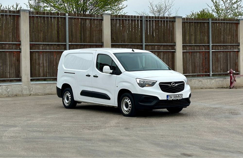 Opel Combo lung/2020/190000 km/km reali!