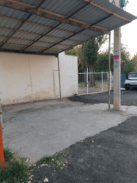 Qorasuv avayhon  mirzo Ulugʻbek 4.5 sotih uchastka katej yer Gʻazalken