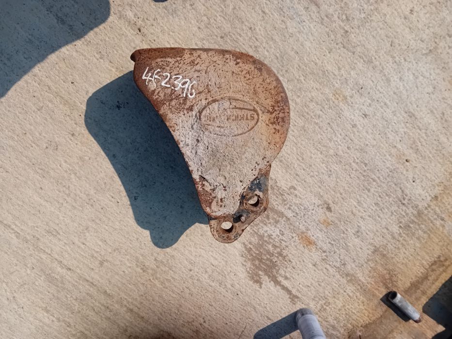 Cupa 22 cm miniexcavator 1.5 1.8 tone