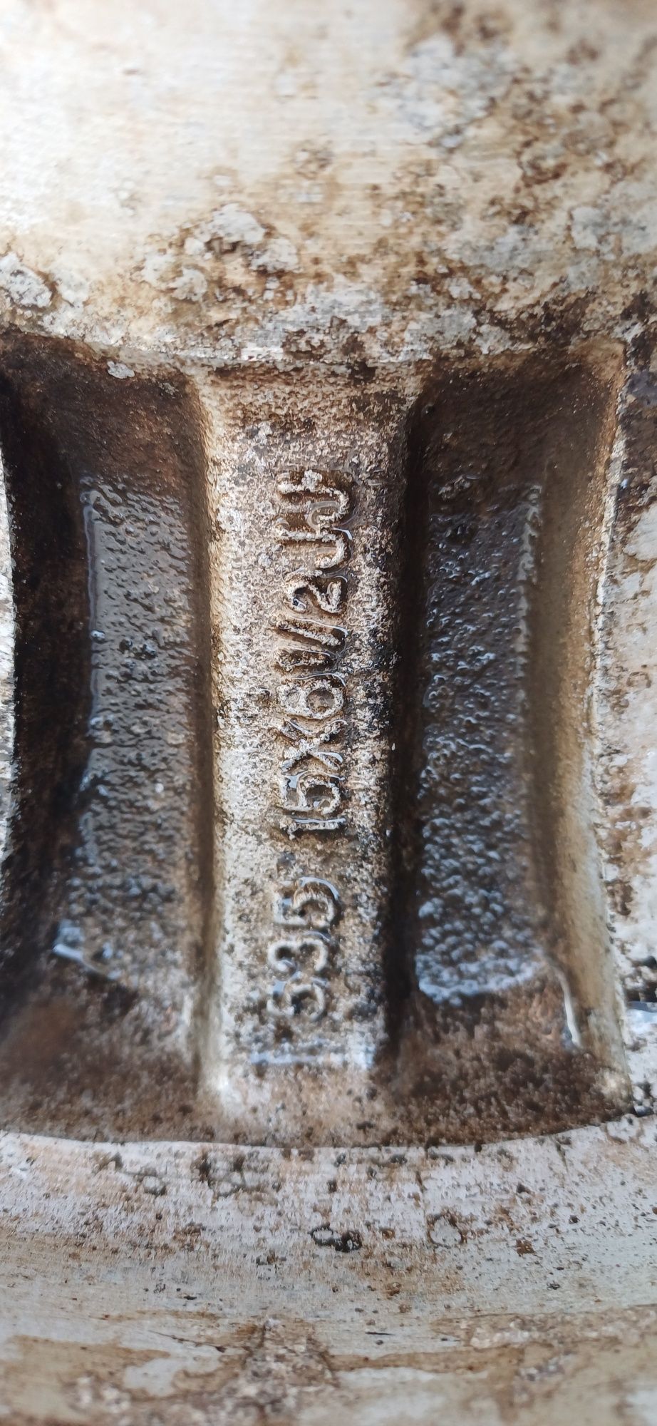 205 65 R 15 продам