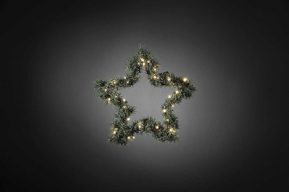 Коледна звезда от борови клонки и ЛЕД светлини