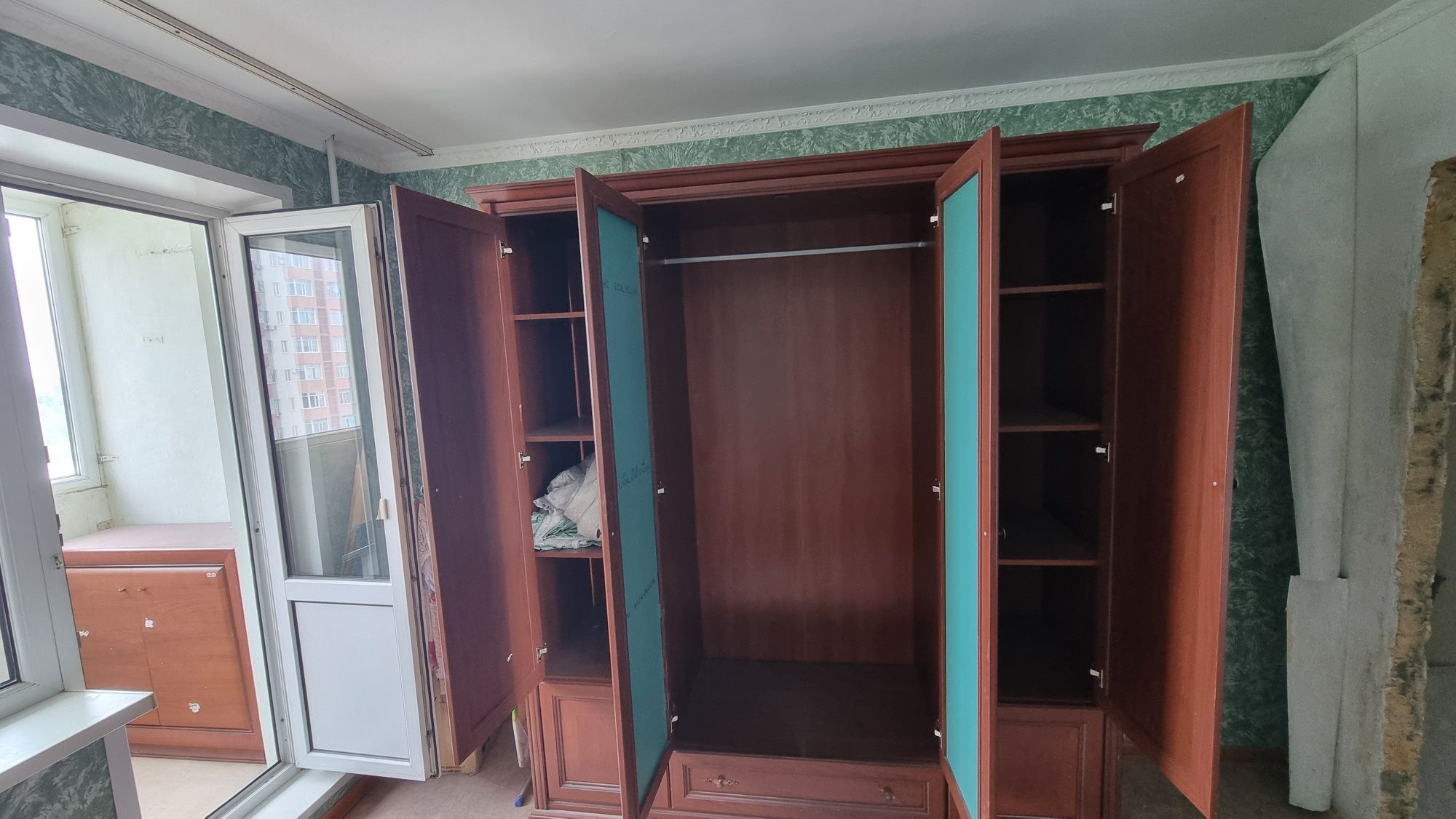 Шкаф в отличном состоянии