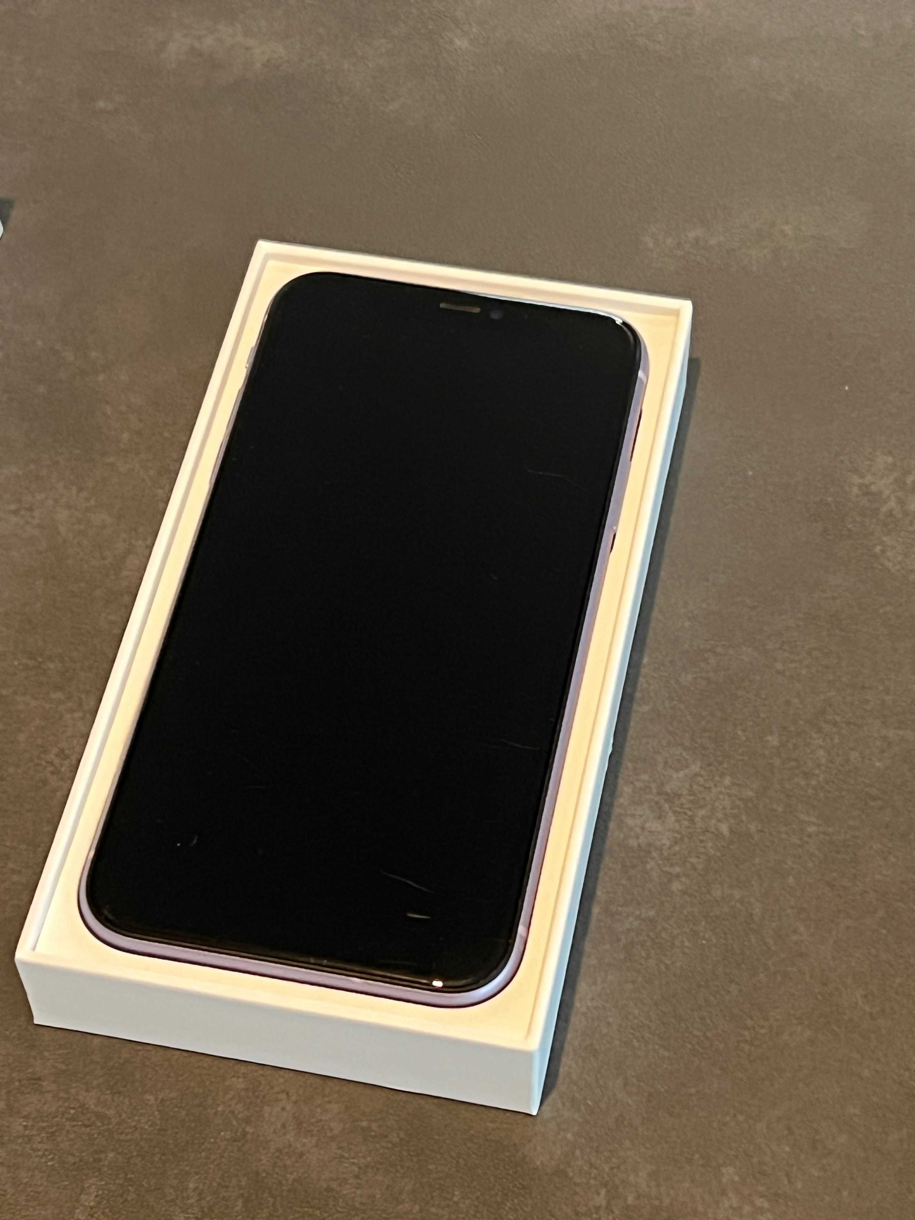 Apple iPhone 11, 128GB, Purple, Neverloked, in Garantie