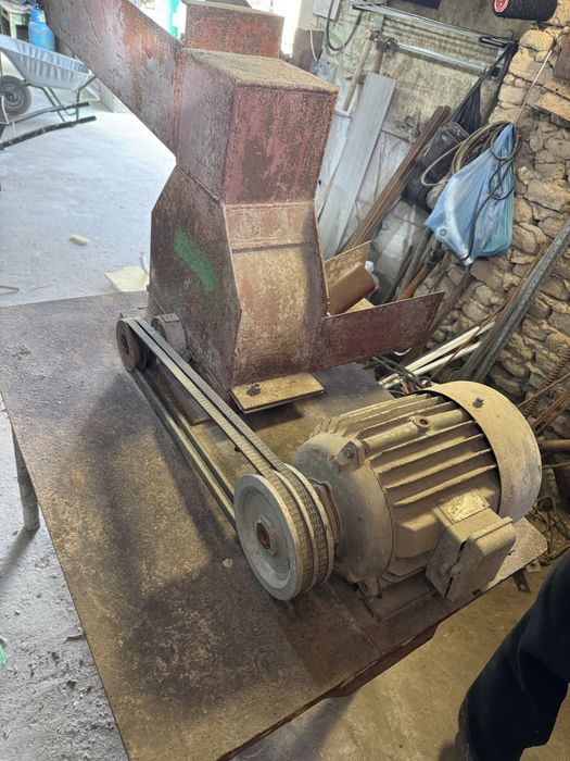 Фуражомелка с нож за селажи