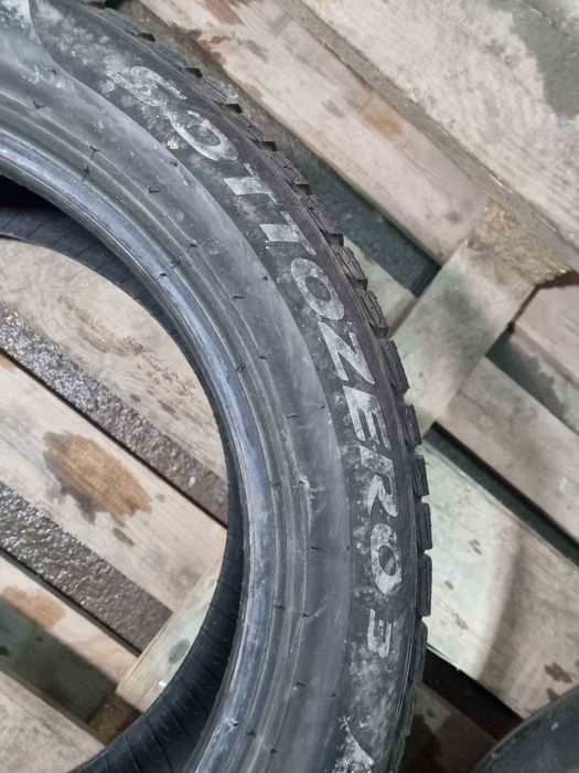 Anvelopa Iarna 215/55 R17 PIRELLI Sottozero 3 98V