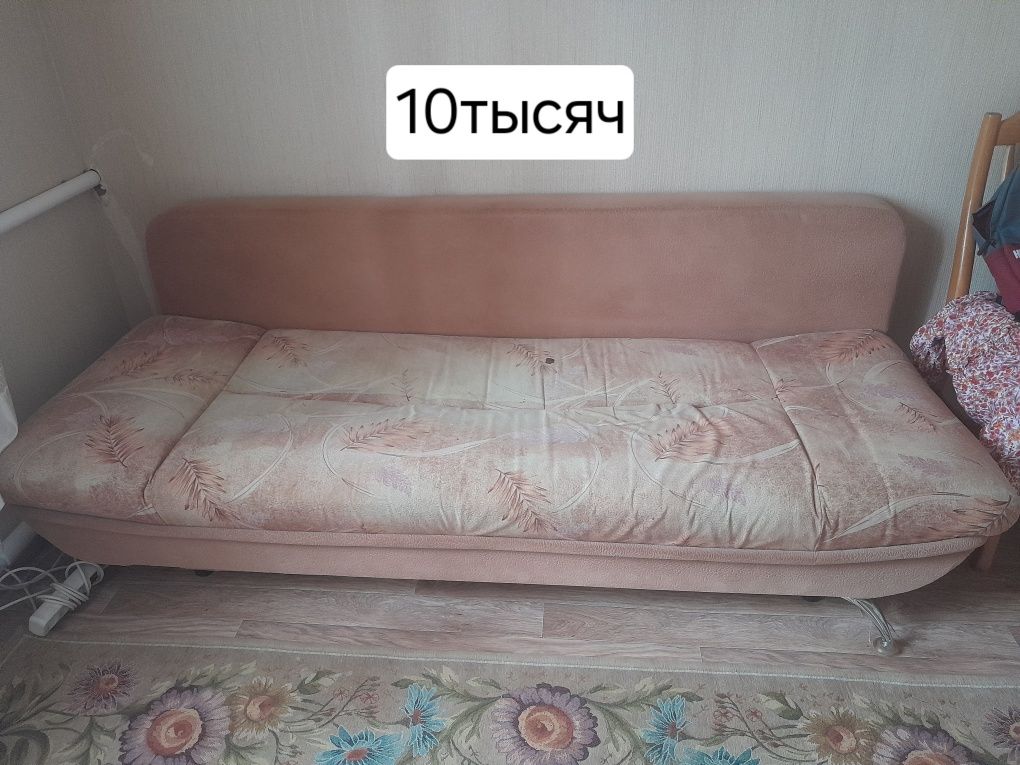 Продам диван тахта