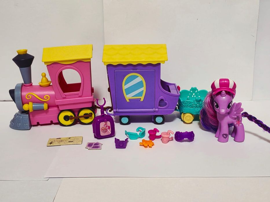 My little pony-explore Equestria friendship express train
