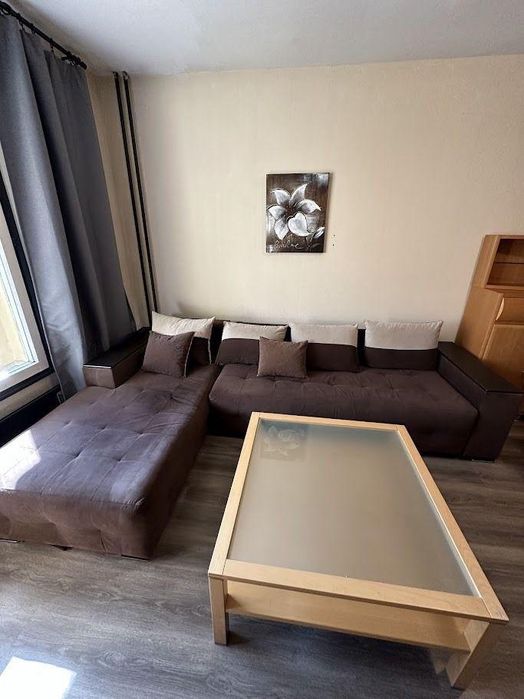 Тристаен апартамент в ж.к. Обеля 1.