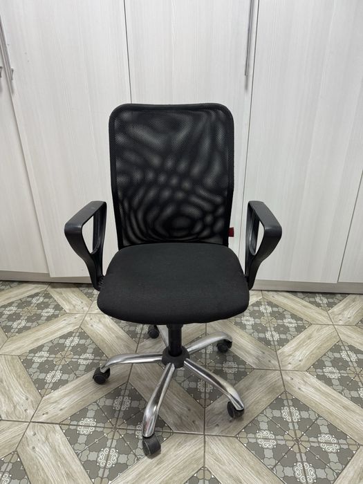 Офисные кресла бу