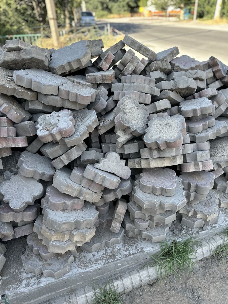 Продам тротуарную плитку
