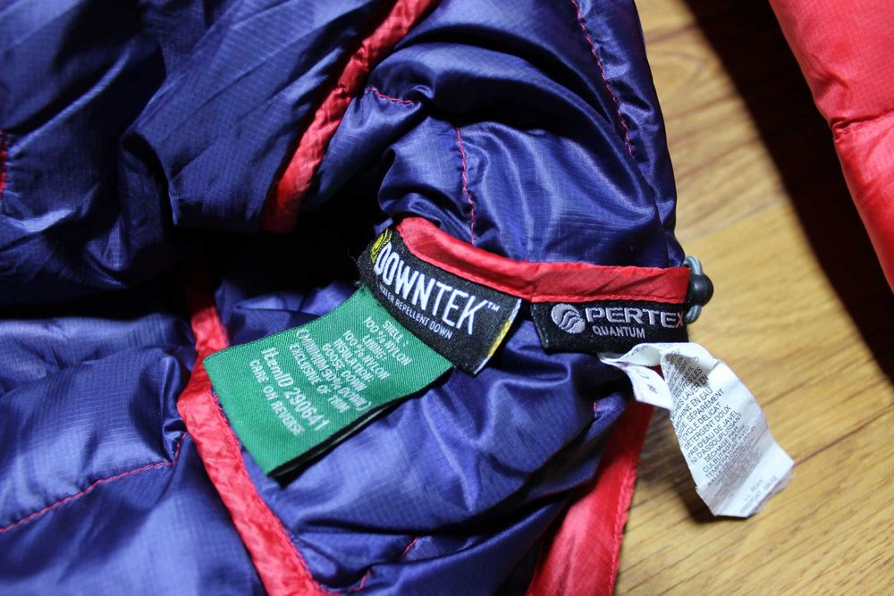 Дамско пухено яке L.L. Bean Ultralight 850 Down Hooded Jacket M