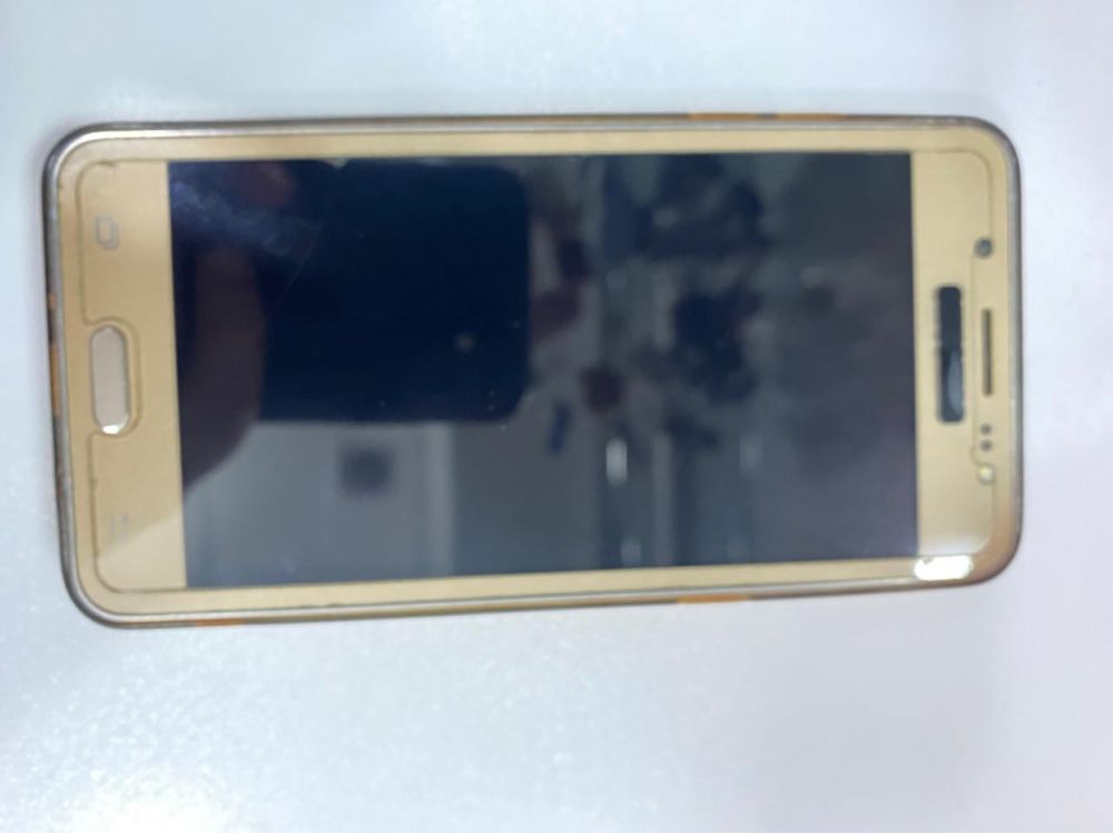 Продаётся Samsung j5 2016