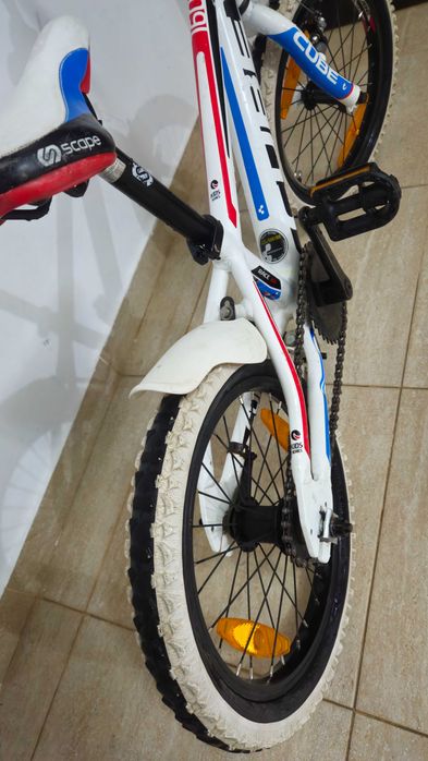 Bicicleta copii Cube 160 aluminiu roti 16 inch