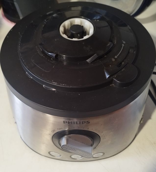 Кухненски робот Philips hr 7778/00