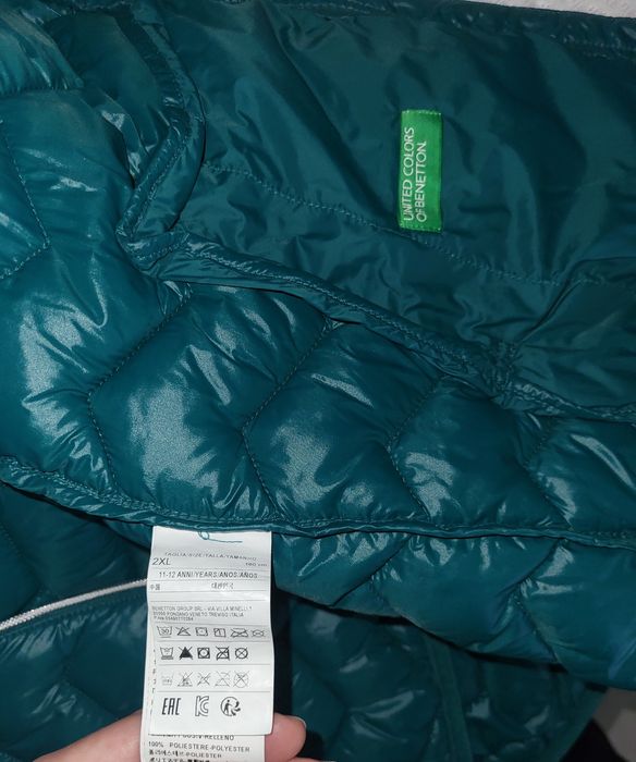 Яке Benetton размер 11 -  12 години