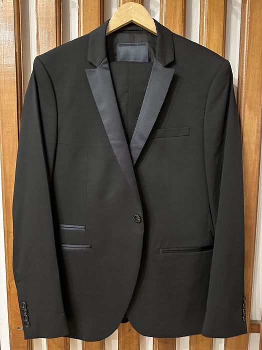 Diverse costume barbatesti Zara