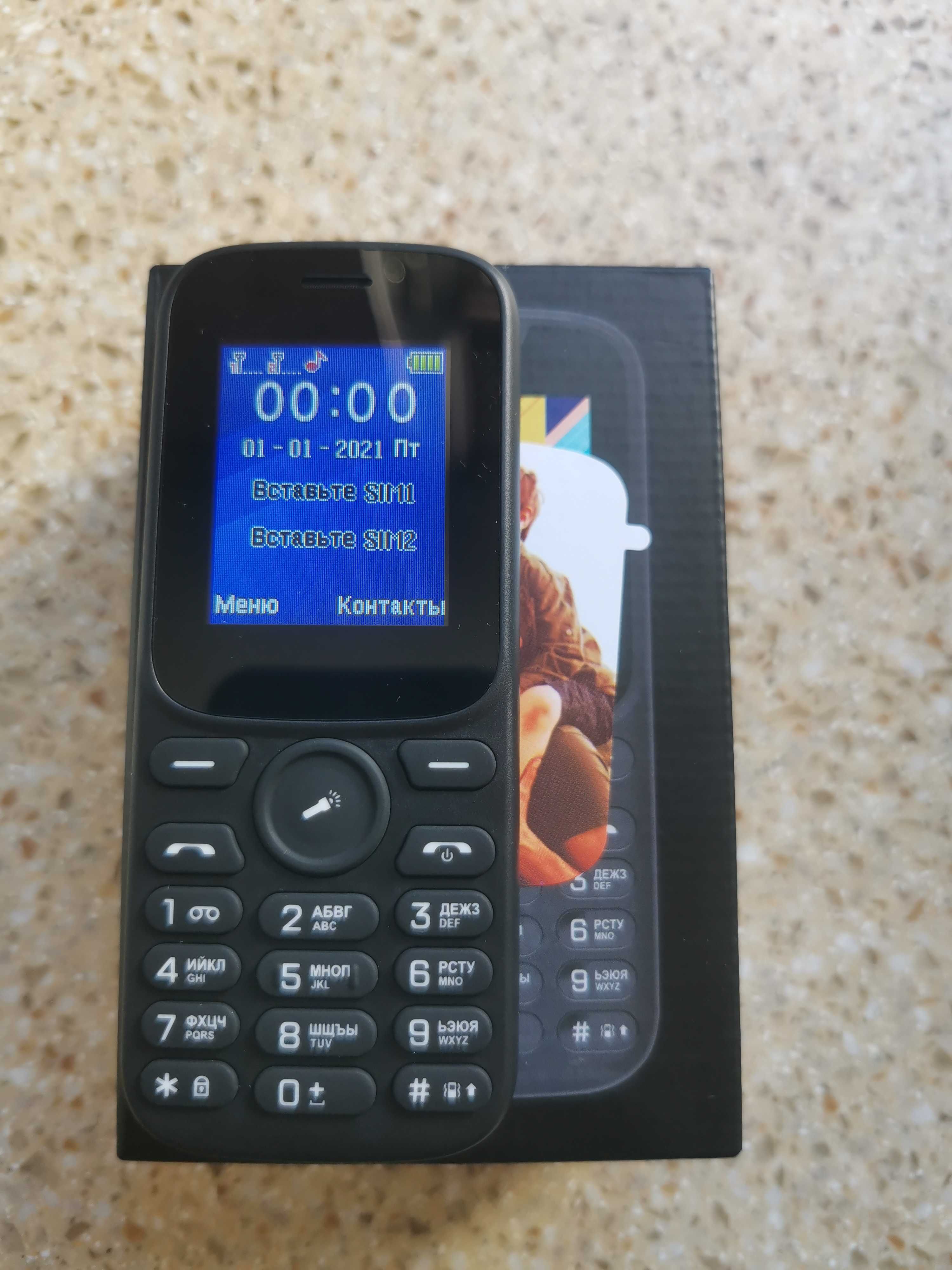 Мобильный телефон 2 сим-карты