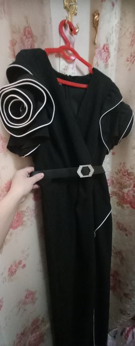 Элегантное вечернее платье