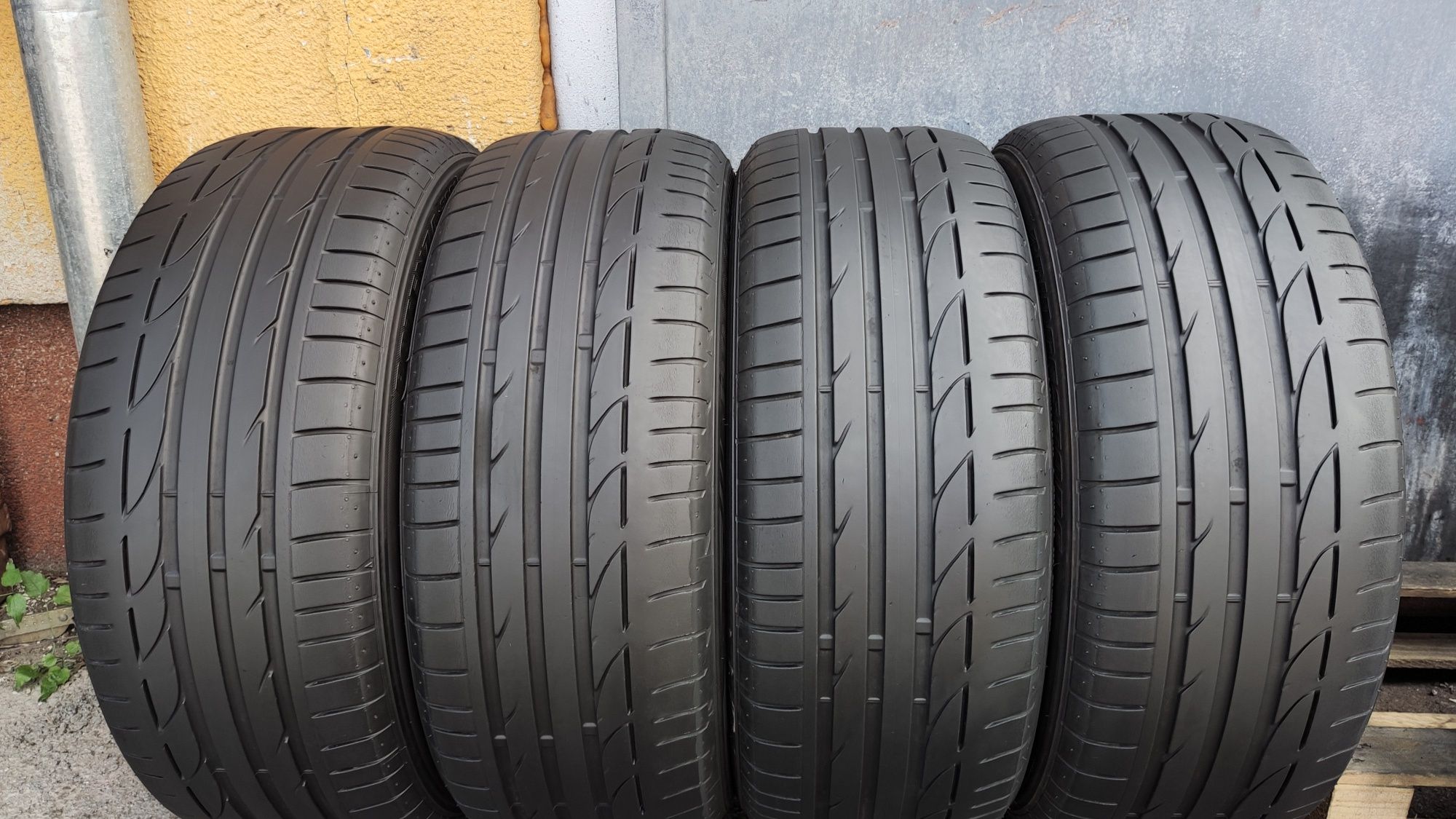 4бр. летни гуми 205/50/17 Bridgestone Potenza S001, Runflat 
dot21
6.5