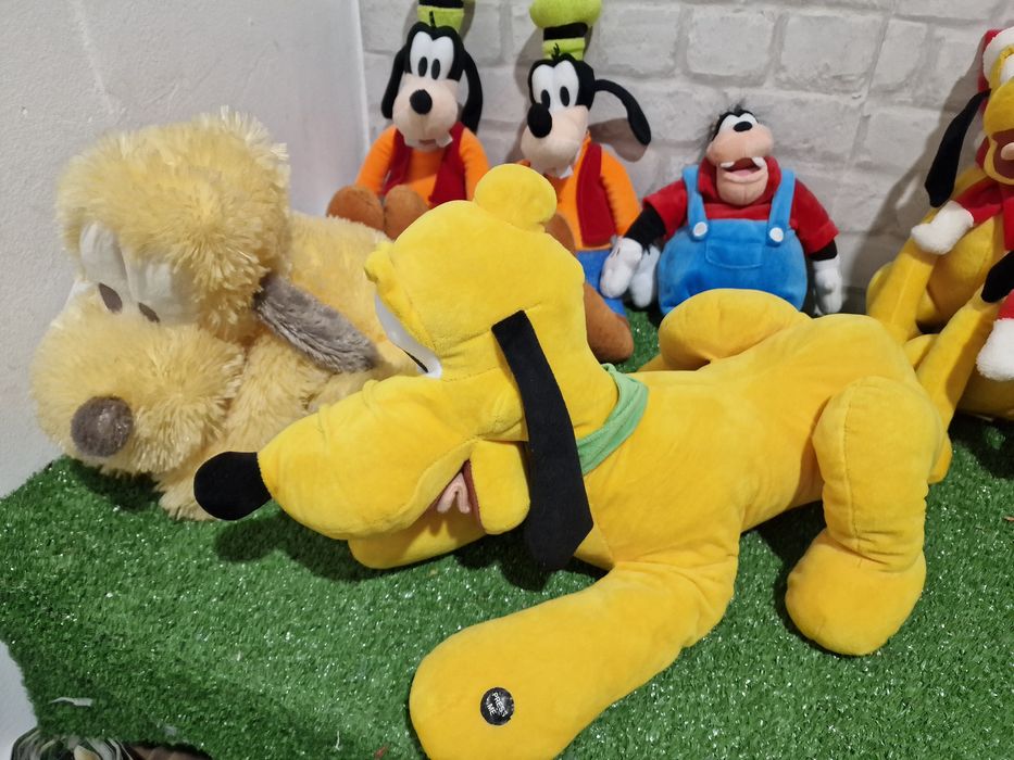 Гуфи и Плуто играчки