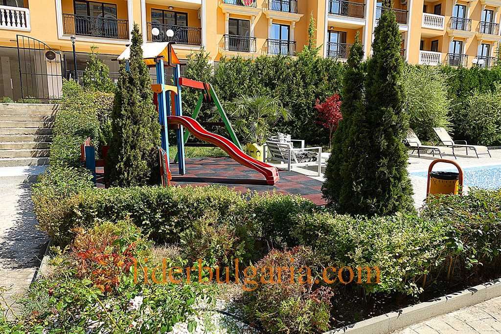 Продава се Двустаен апартамент в к.к. Елените - 47 кв.м за 1171 €/кв.м - Снимка #18