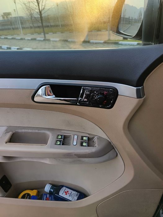 Mă vinde ,vrea mai nouă