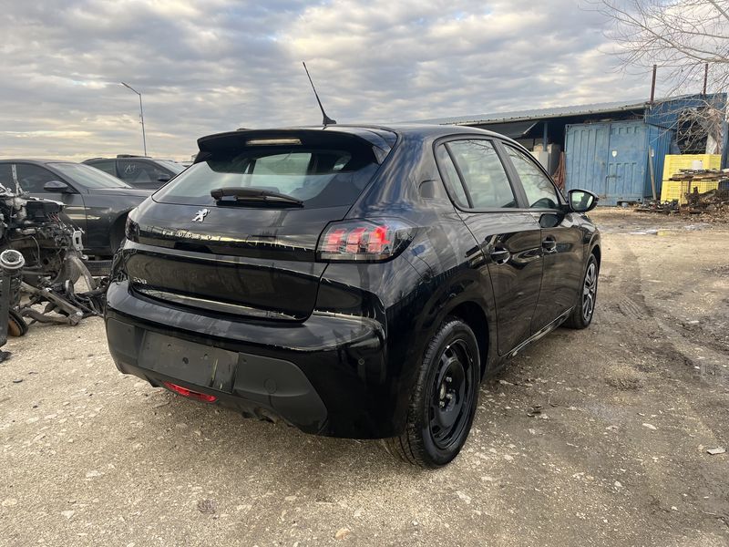 Peugeot 208 1.2 PureTech 101кс. на части