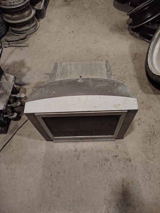 Samsung televizor sotiladi