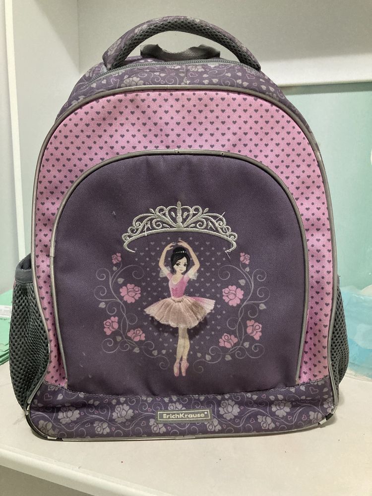 Рюкзак для школьницы