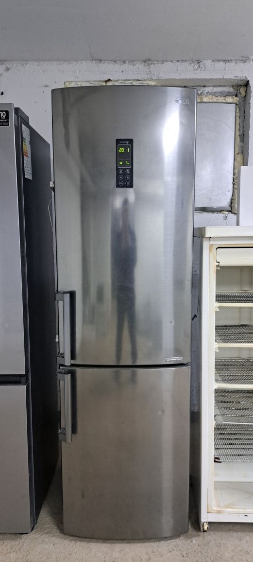 Холодильник 2 м высотой