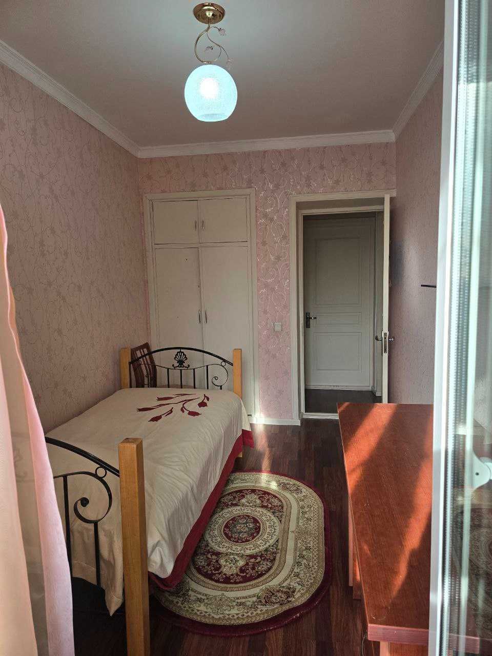 Продается квартира 4/4/4 -77 серия. Кирпич.
