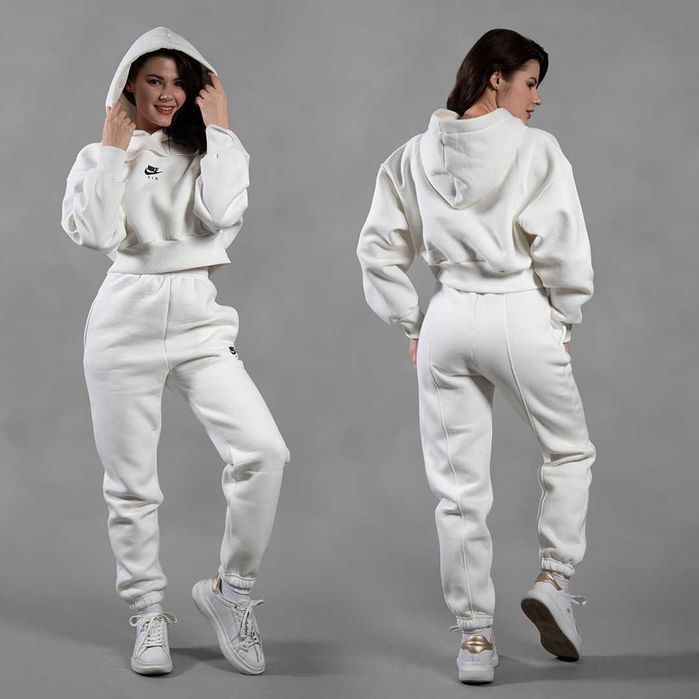 Дамски Ватирани Екипи Nike